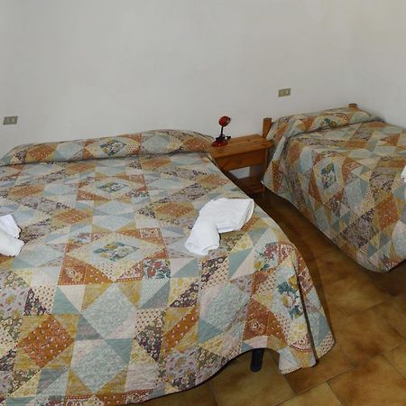 Hotel Valdigiust Campodolcino Esterno foto