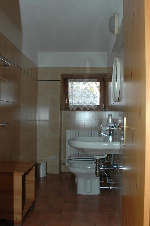 Hotel Valdigiust Campodolcino Esterno foto